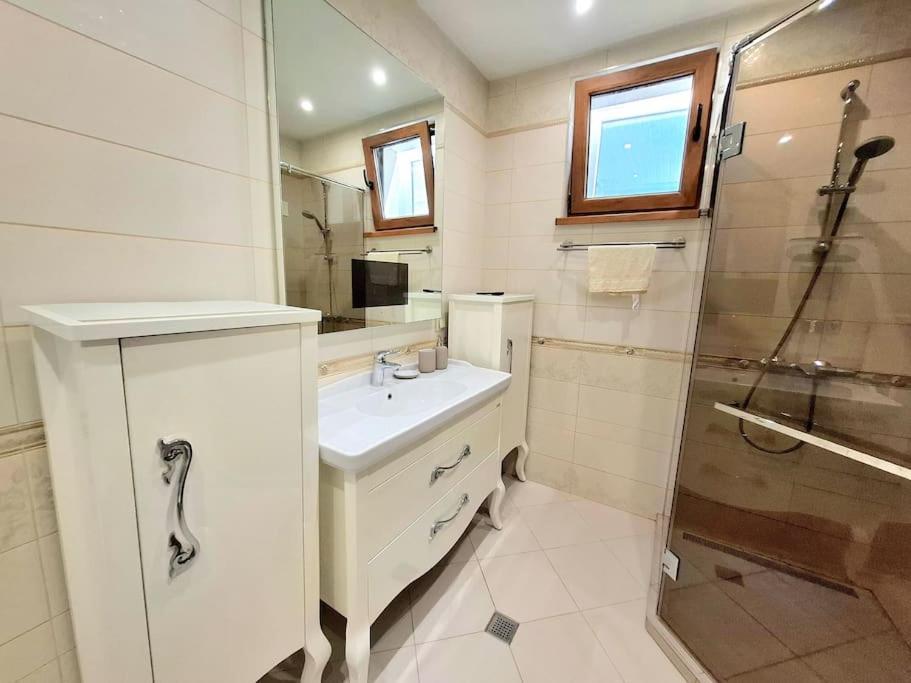 Spacious Prestige Penthouse Varna Exterior foto