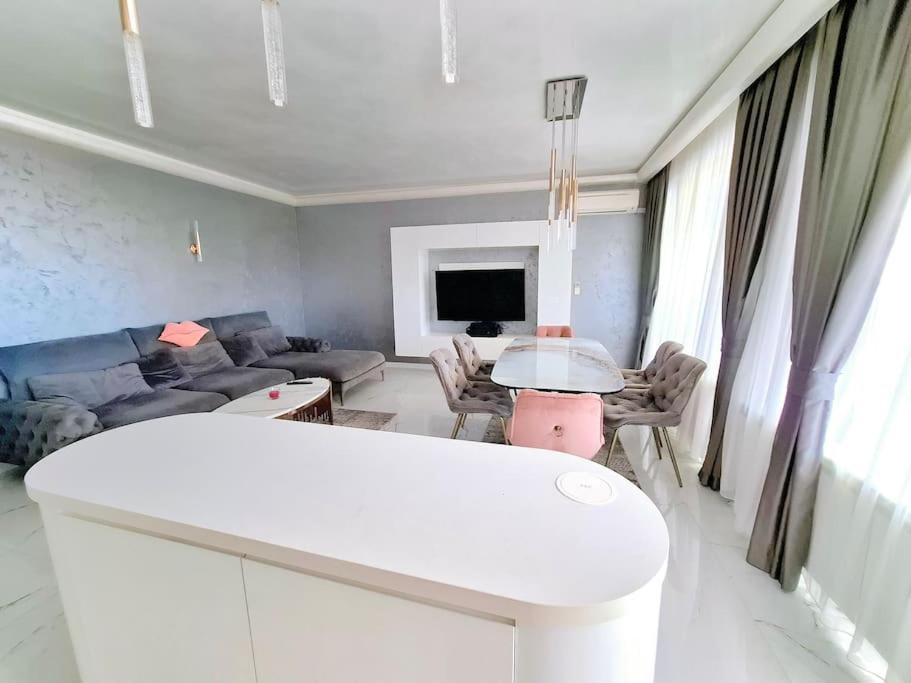 Spacious Prestige Penthouse Varna Exterior foto