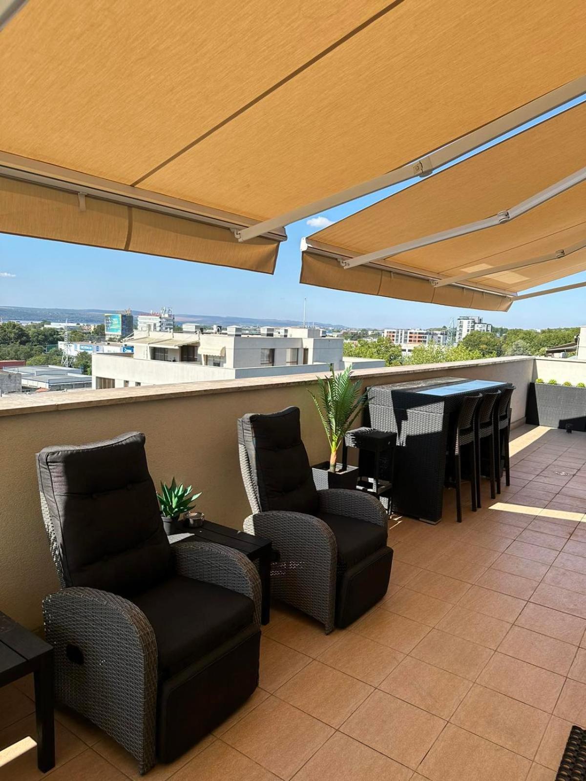 Spacious Prestige Penthouse Varna Exterior foto